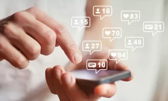 Social media box